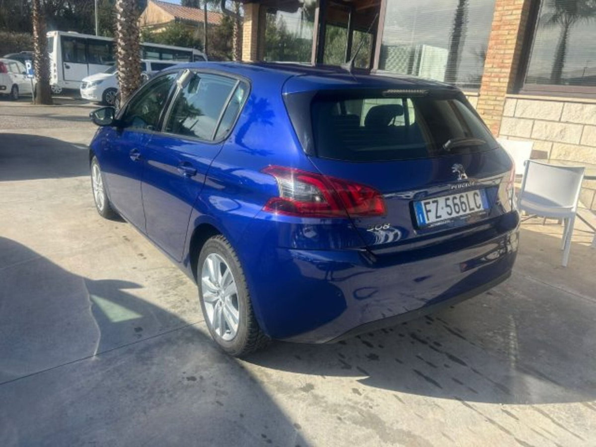 Peugeot 308 BlueHDi 130 S&S Business (5)
