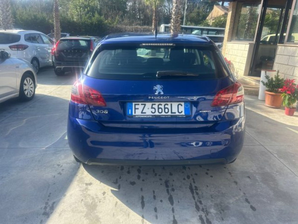 Peugeot 308 BlueHDi 130 S&S Business (6)