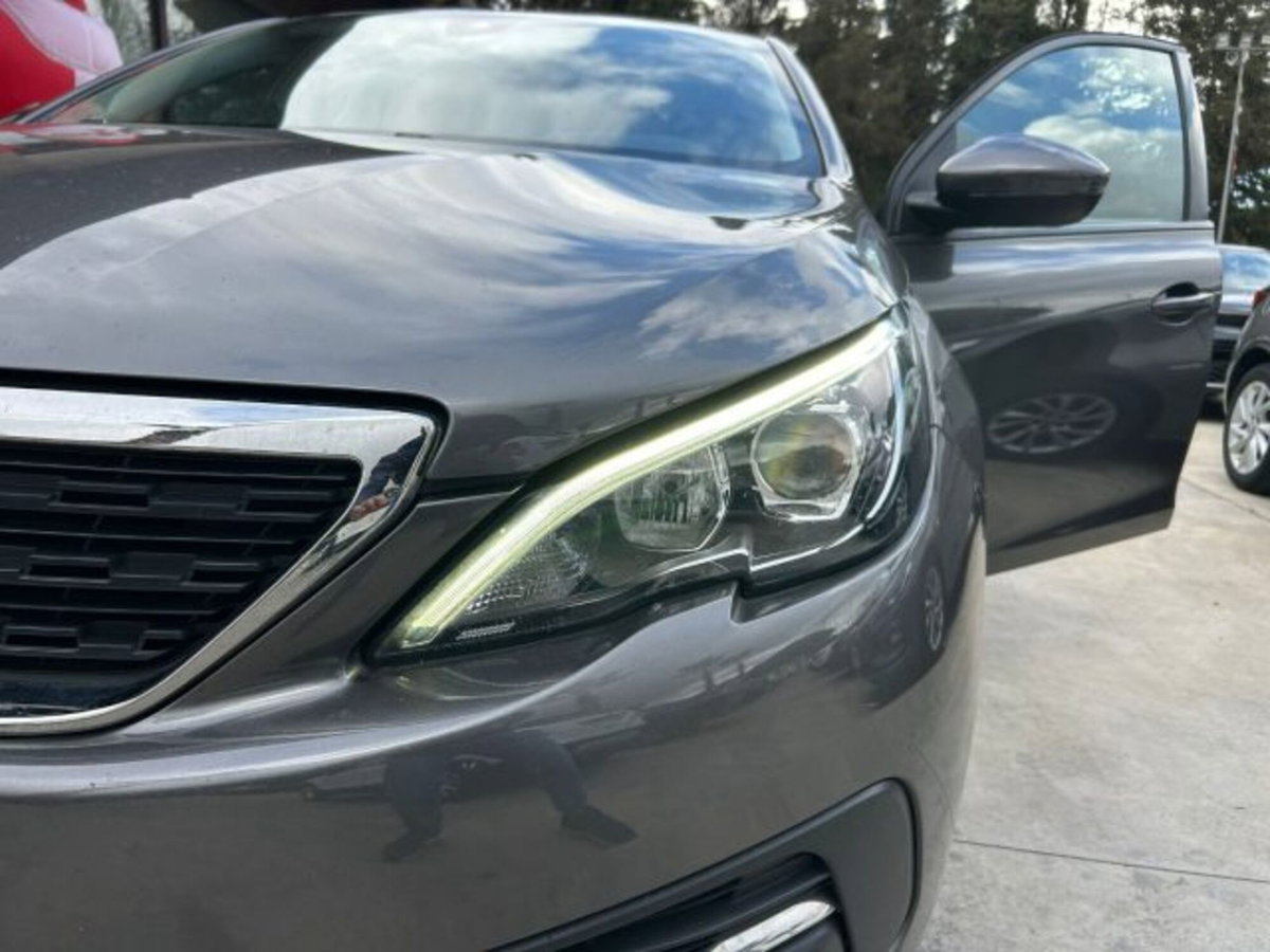 Peugeot 308 SW BlueHDi 130 S&S Business (2)