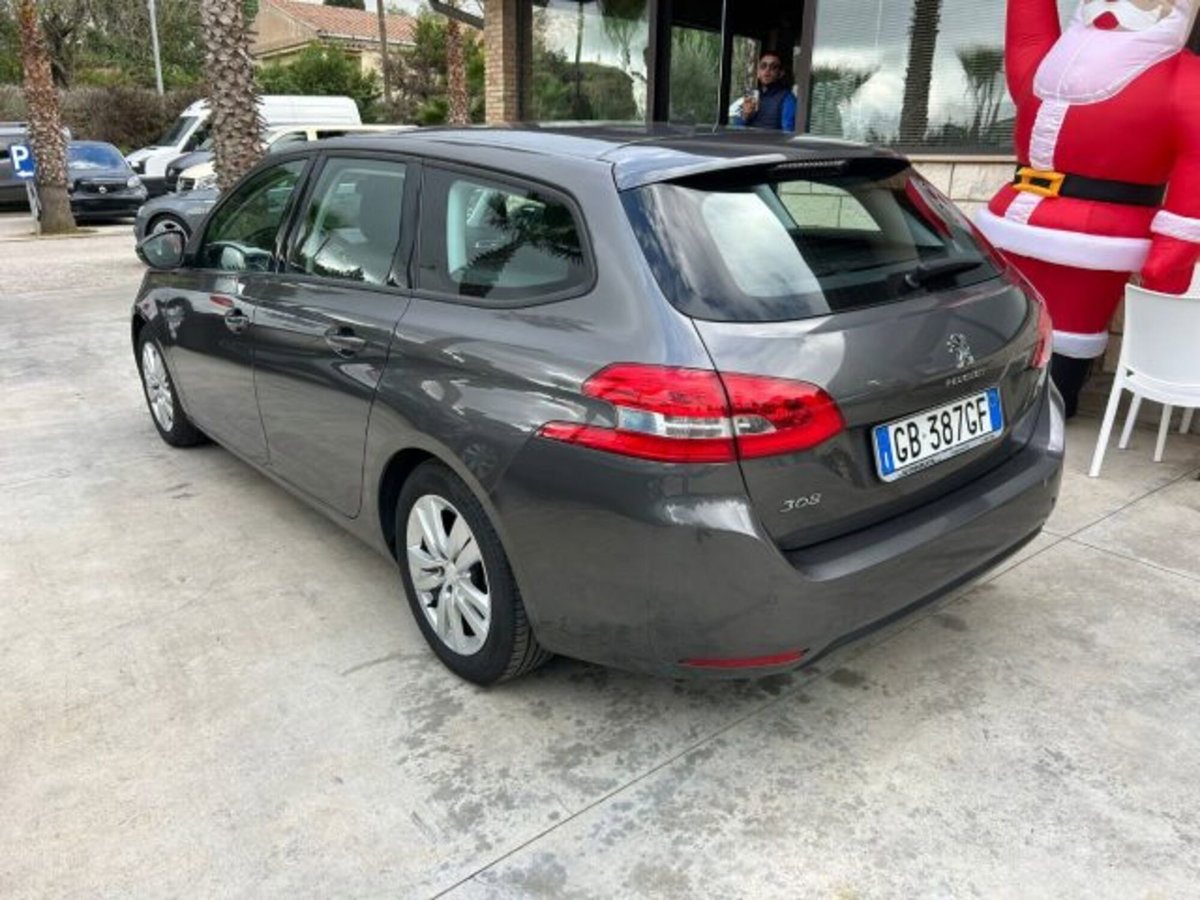 Peugeot 308 SW BlueHDi 130 S&S Business (7)