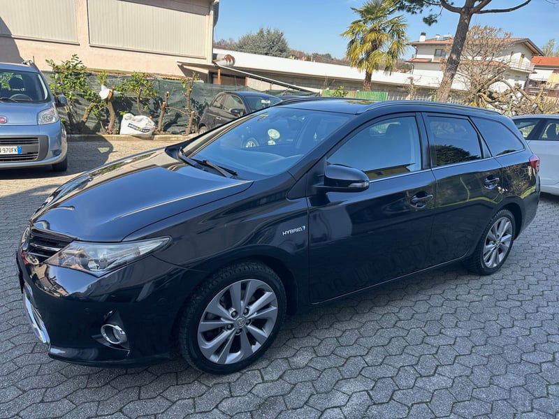 Toyota Auris Station Wagon 1.8 Hybrid Lounge