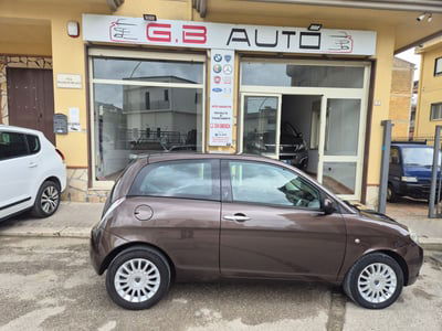 Lancia Ypsilon 1.3 MJT 75 CV Platino  usata