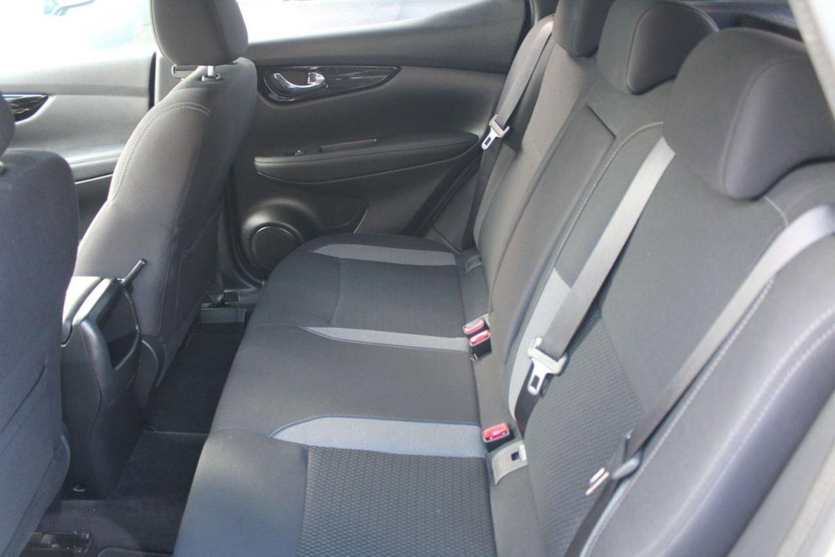 Nissan Qashqai 1.5 dCi 115 CV DCT Business (9)