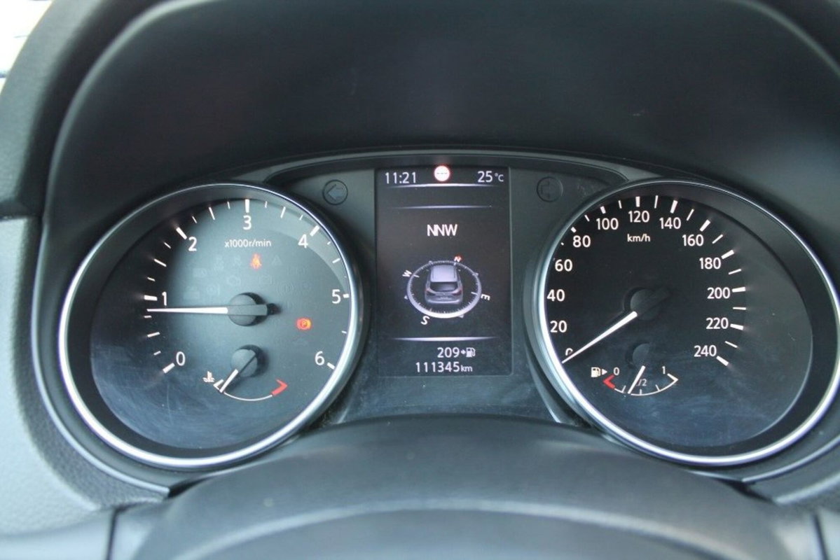 Nissan Qashqai 1.5 dCi Business (10)