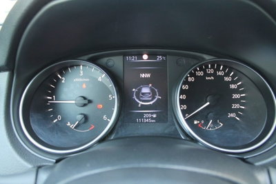 Nissan Qashqai 1.5 dCi Business (10)