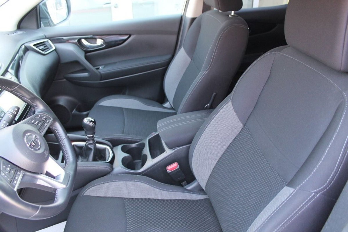 Nissan Qashqai 1.5 dCi Business (8)