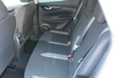 Nissan Qashqai 1.5 dCi Business (9)
