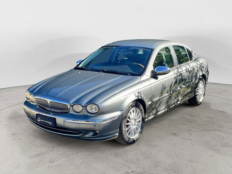 Jaguar X-Type 2.2D cat Executive