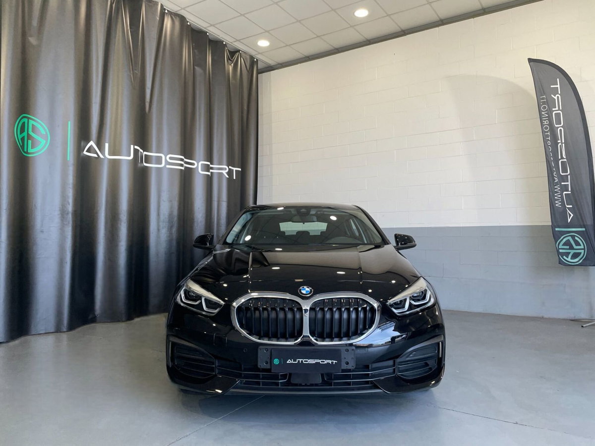 BMW Serie 1 118i 5p. Business Advantage (2)
