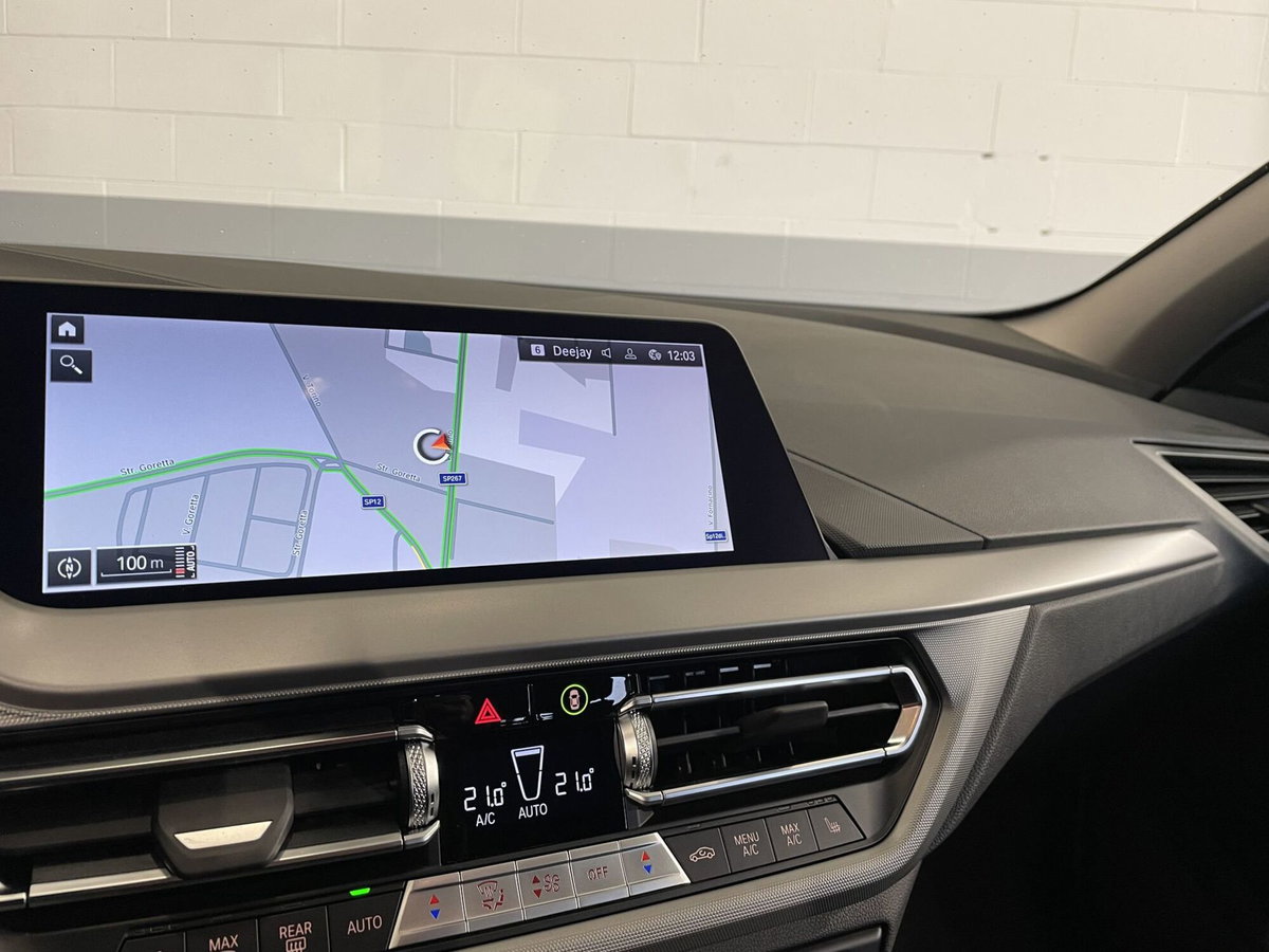 BMW Serie 1 118i 5p. Advantage (14)