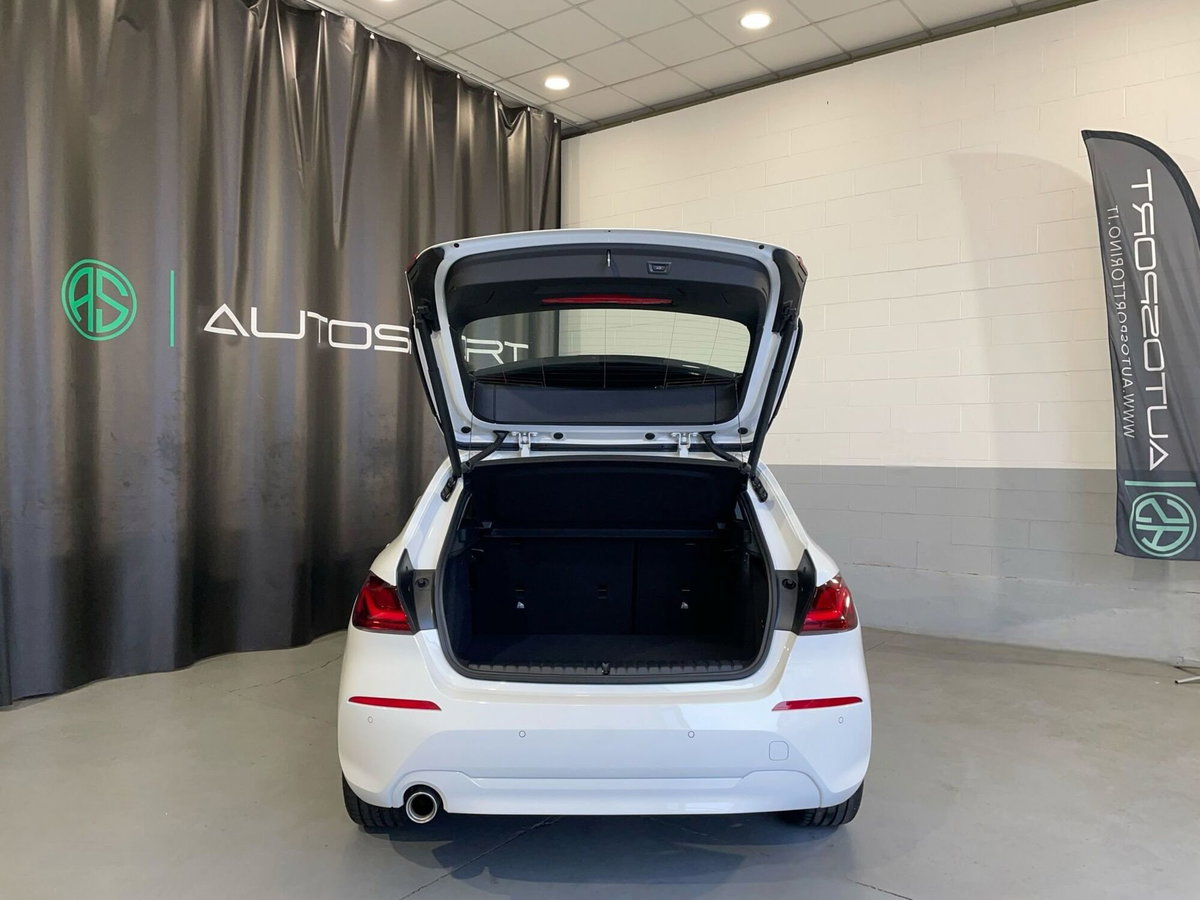 BMW Serie 1 118i 5p. Advantage (6)