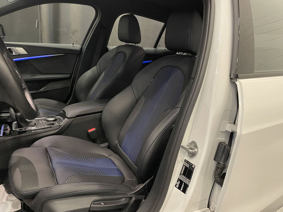 BMW Serie 1 5p. 118i 5p. Msport (9)