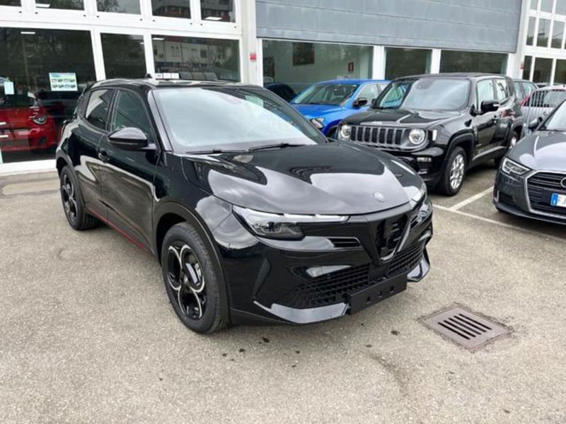 Alfa Romeo Junior 1.2 ibrida Speciale 145cv edct6