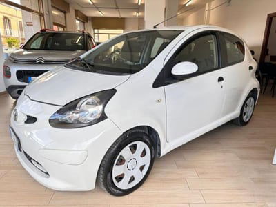 Toyota Aygo 1.0 12V VVT-i 5 porte Lounge Connect  usata