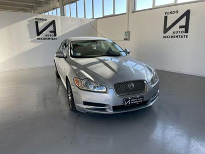 Jaguar XF 3.0 D V6 Luxury usata