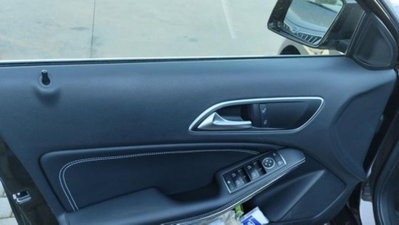 Mercedes-Benz Classe A 180 CDI Automatic Night Edition (16)