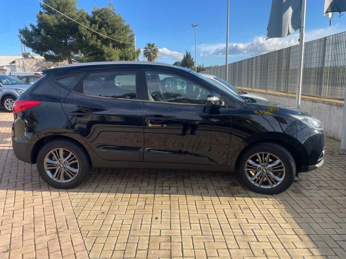 Hyundai ix35 1.7 CRDi 2WD Xpossible (4)