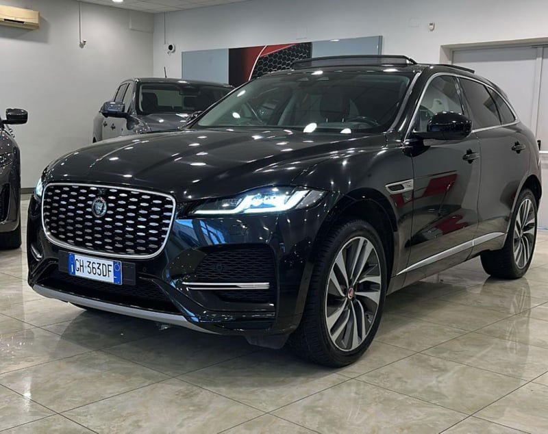 Jaguar F-Pace 3.0 D V6 300 CV AWD aut. Prestige