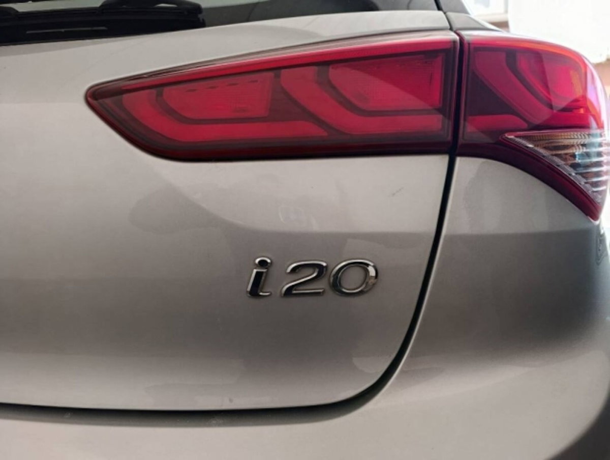 Hyundai i20 1.1 CRDi 12V 5 porte Style (4)