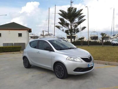 Lancia Ypsilon 1.2 69 CV 5 porte Gold usata