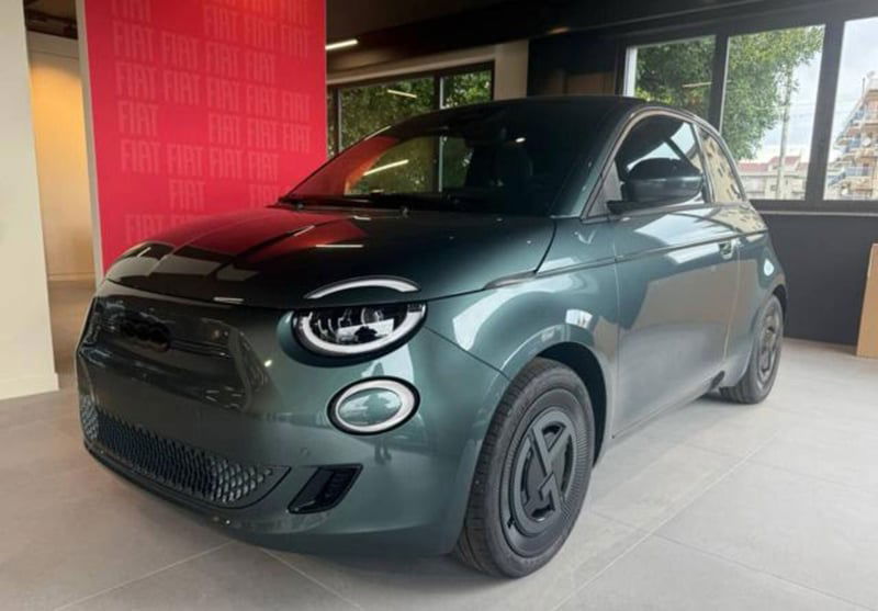 Fiat 500e 42 kWh Giorgio Armani