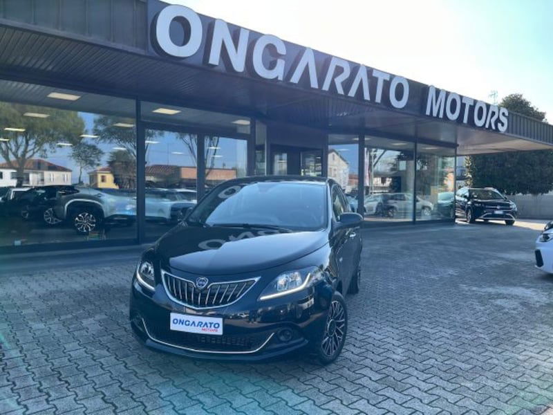 Lancia Ypsilon 1.0 FireFly 5 porte S&S Hybrid Ecochic UnYca