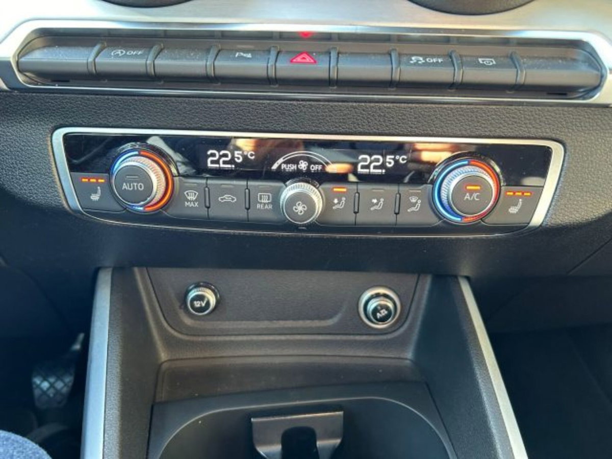 Audi Q2 Q2 35 TDI (15)