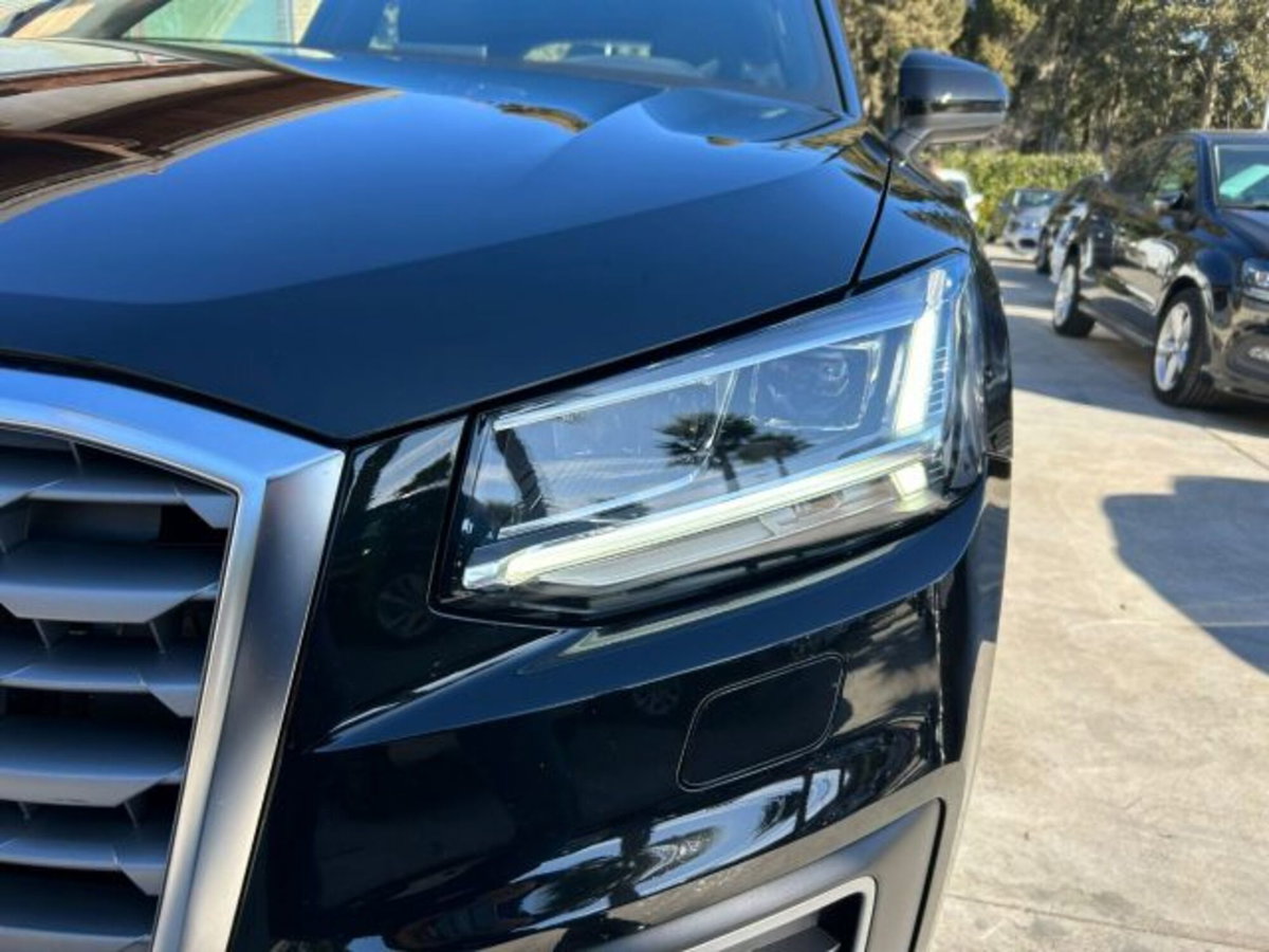 Audi Q2 Q2 35 TDI (2)