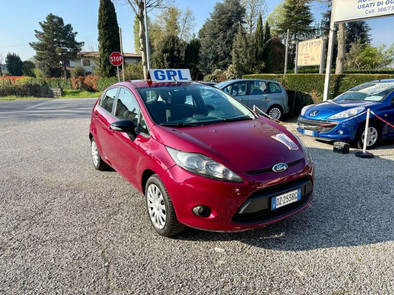 Ford Fiesta 1.4 5 porte Bz.- GPL Titanium