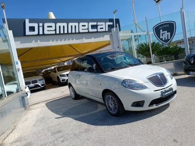 Lancia Ypsilon 1.3 MJT 75 CV New Oro usata