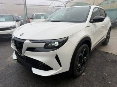 Alfa Romeo Junior elettrica Speciale 156cv nuova