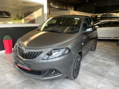 Lancia Ypsilon 1.0 FireFly 5 porte S&S Hybrid Gold Plus usata