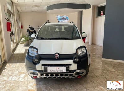 Fiat Panda 1.0 FireFly S&S Hybrid City Cross usata