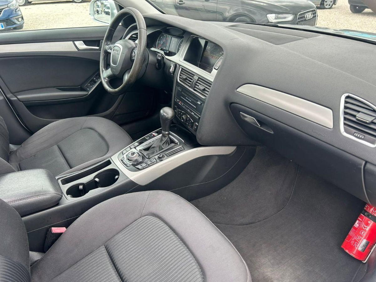 Audi A4 Avant 2.0 TDI 143CV F.AP. (8)