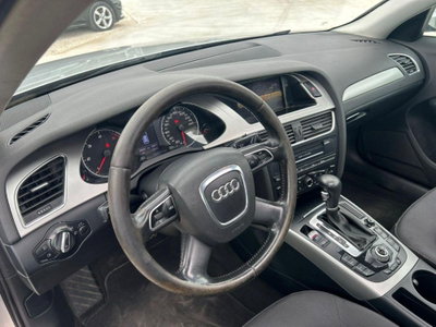 Audi A4 Avant 2.0 TDI 143CV F.AP. (9)