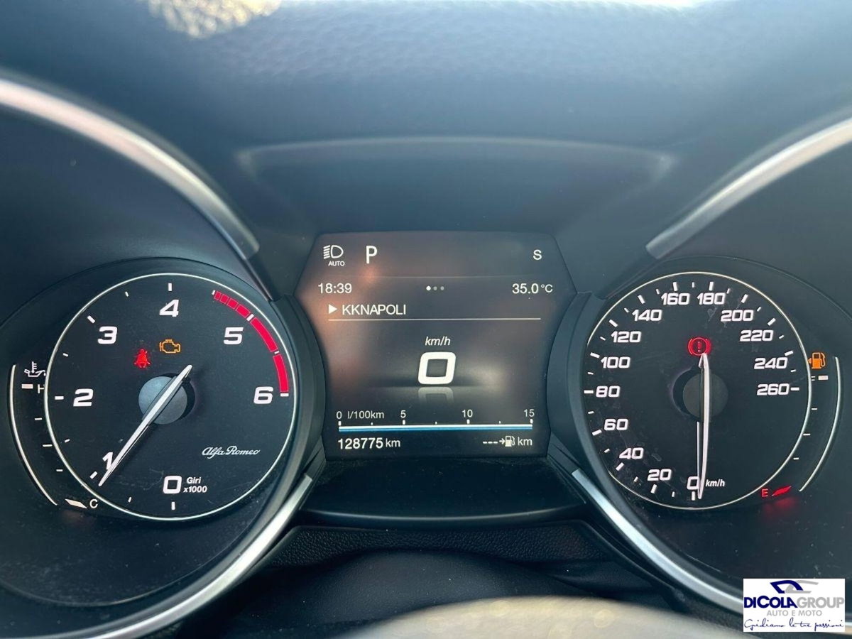Alfa Romeo Stelvio Stelvio 2.2 Turbodiesel 210 CV AT8 Q4 GT Junior (16)
