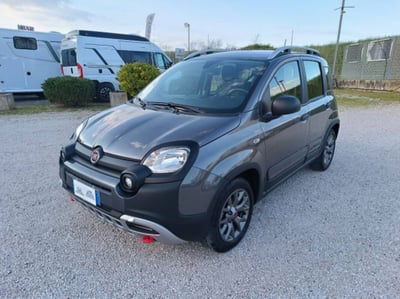 Fiat Panda Cross 1.0 firefly hybrid Cross s&s 70cv 5p.ti usata