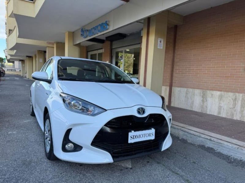 Toyota Yaris 1.5 Hybrid 5 porte Energy