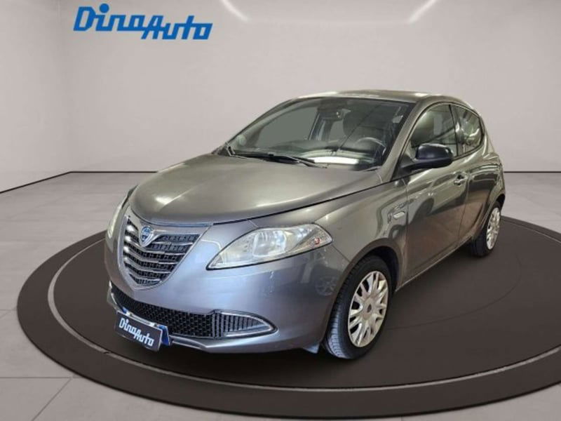 Lancia Ypsilon 1.2 69 CV 5 porte Silver