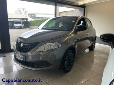 Lancia Ypsilon 1.0 FireFly 5 porte S&S Hybrid Gold Plus usata