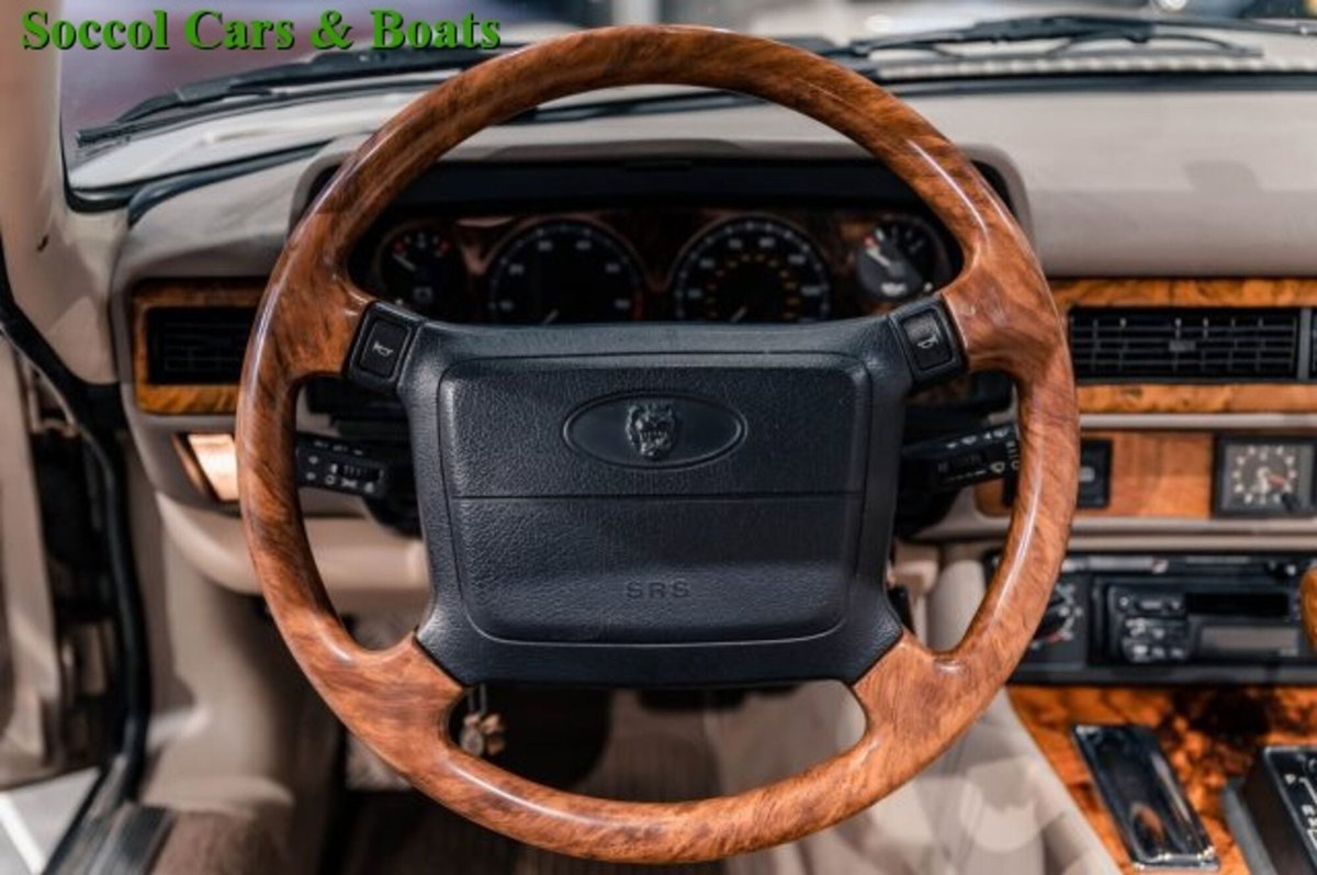 Jaguar XJS 4.0 cat Convertible (11)