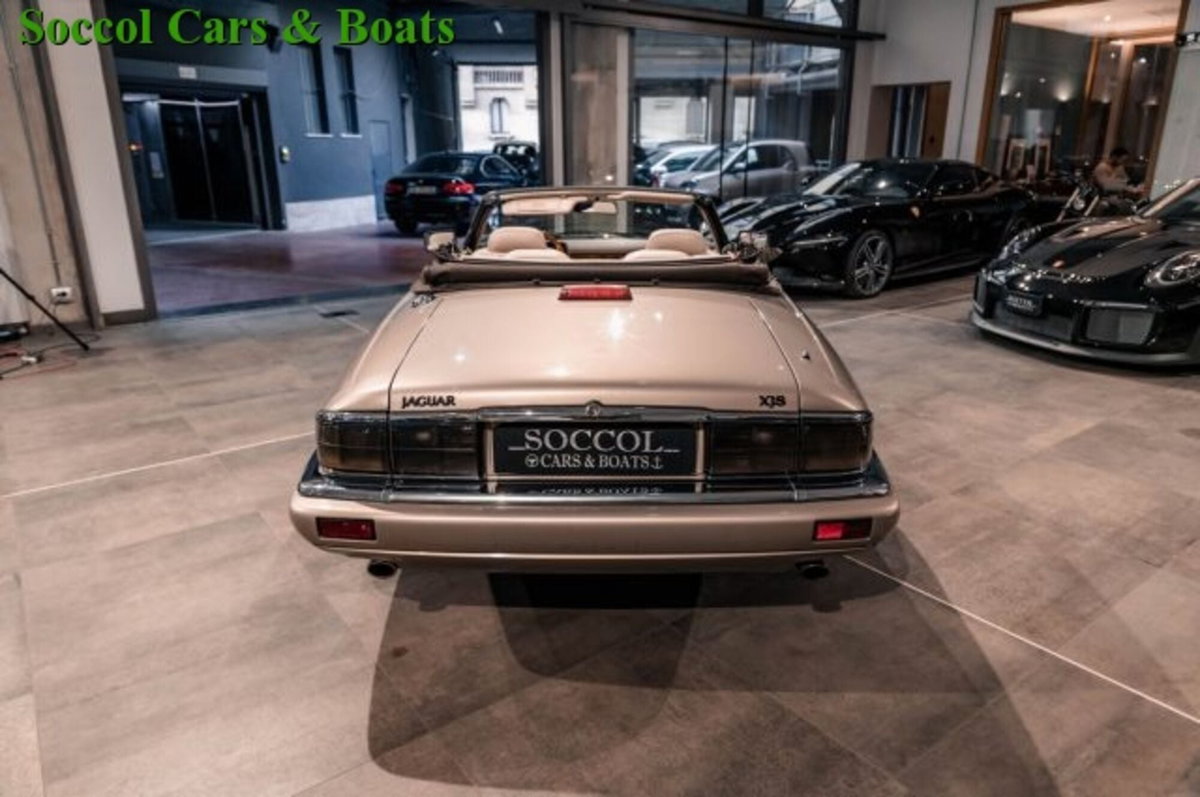Jaguar XJS 4.0 cat Convertible (6)