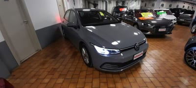 Volkswagen Golf 1.0 eTSI EVO DSG Life usata