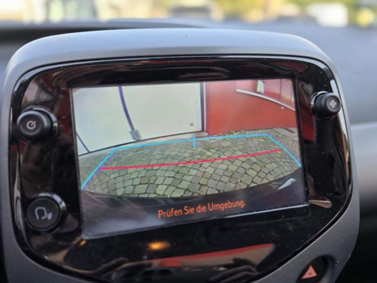 Toyota Aygo Connect 1.0 VVT-i 72 CV 5 porte x-play (13)