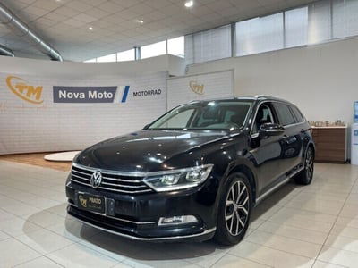Volkswagen Passat Variant 2.0 TDI 190 CV 4MOTION DSG Highline BMT usata