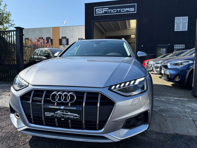 Audi A4 Allroad Allroad 40 2.0 tdi mhev Identity Contrast quattro 204cv s-tronic