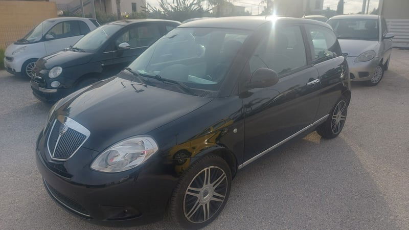 Lancia Ypsilon 1.2 69 CV Elle