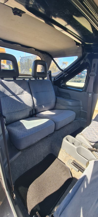 Suzuki Jimny 1.5 DDiS cat 4WD (9)