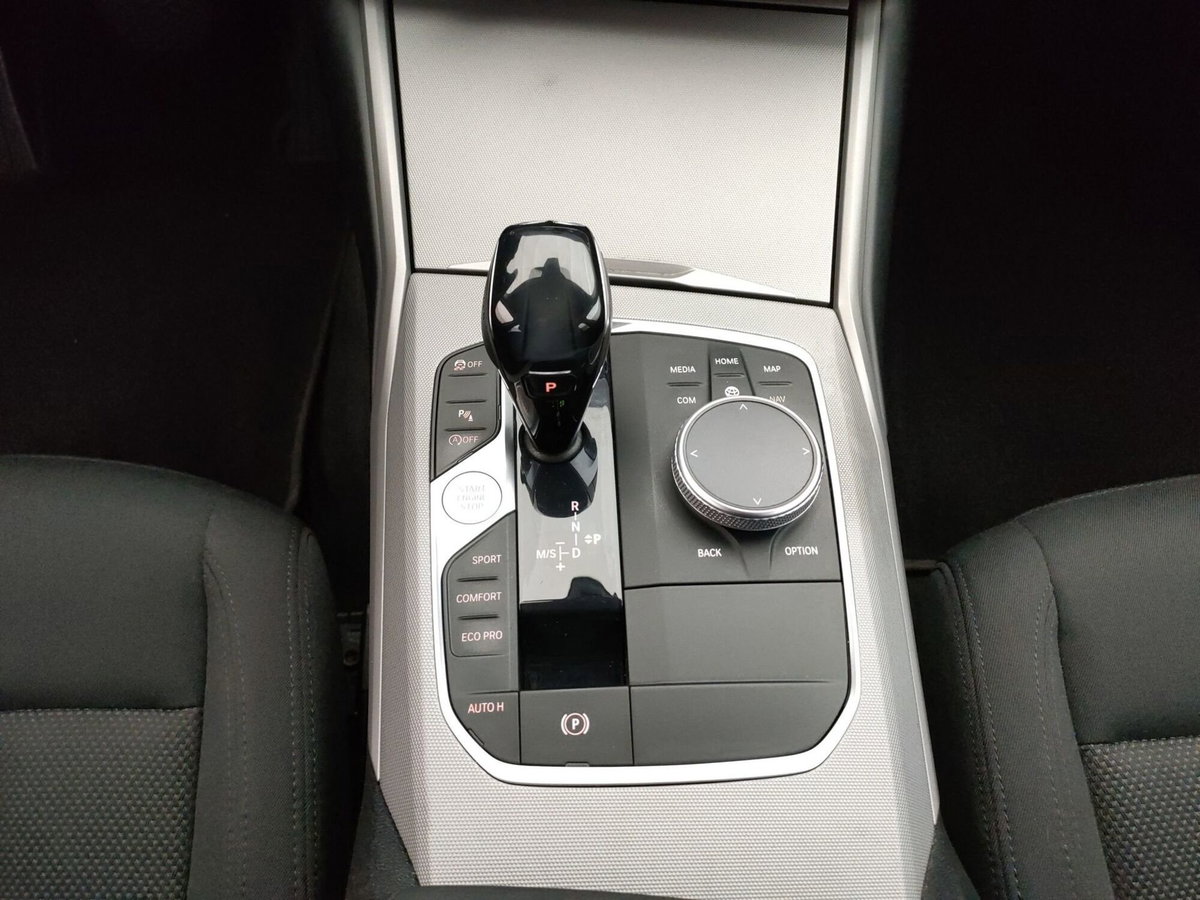 BMW Serie 3 Touring 320d  Business Advantage (14)
