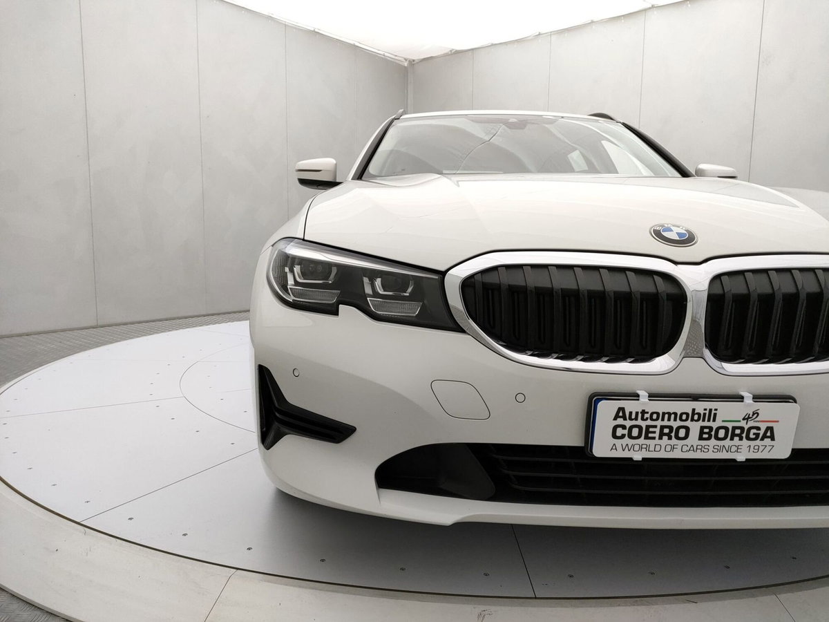 BMW Serie 3 Touring 320d  Business Advantage (7)